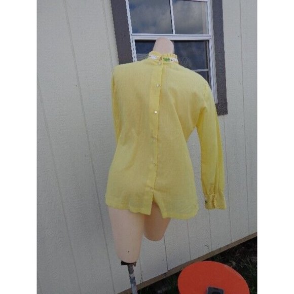 NOS Vtg 1970's Yellow Embroidered High Collar Blouse Pima Cotton Daisies - Picture 9 of 12